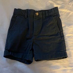 Vineyard Vines boys dress shorts. 3t